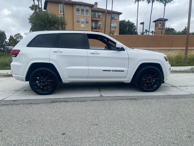 2018 Jeep Grand Cherokee Altitude