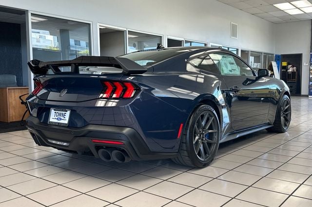 2026 Ford Mustang Dark Horse