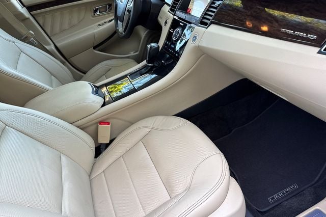 2016 Ford Taurus Limited