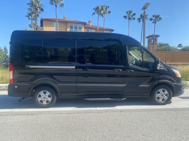 2020 Ford Transit Passenger Wagon XLT