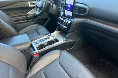 2023 Ford Explorer Platinum