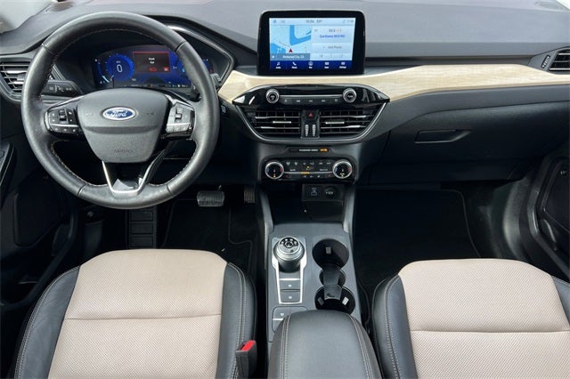 2022 Ford Escape Plug-In Hybrid Titanium