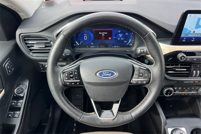 2022 Ford Escape Plug-In Hybrid Titanium