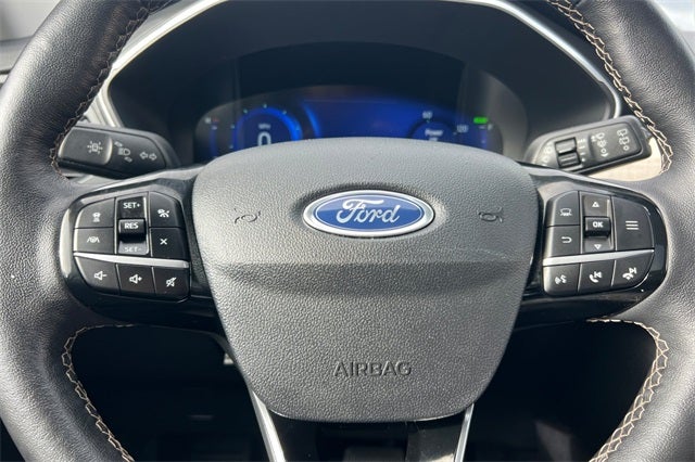 2022 Ford Escape Plug-In Hybrid Titanium