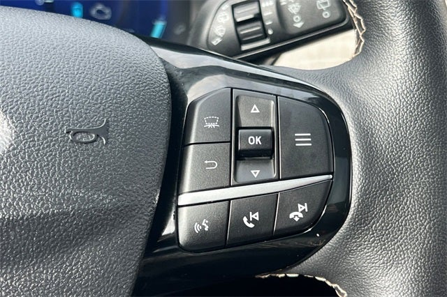 2022 Ford Escape Plug-In Hybrid Titanium