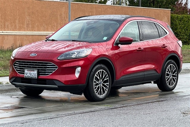 2022 Ford Escape Plug-In Hybrid Titanium