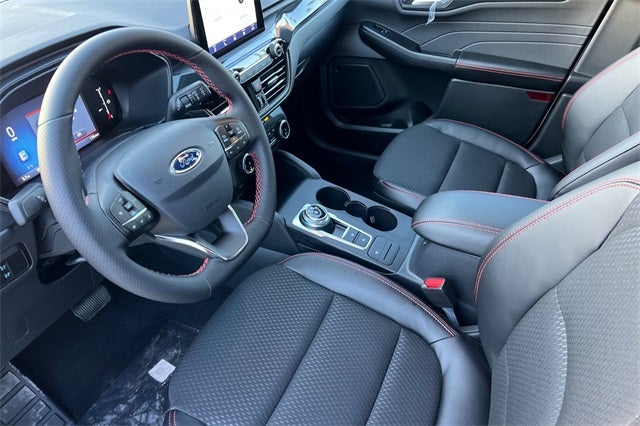 2025 Ford Escape Hybrid ST-Line