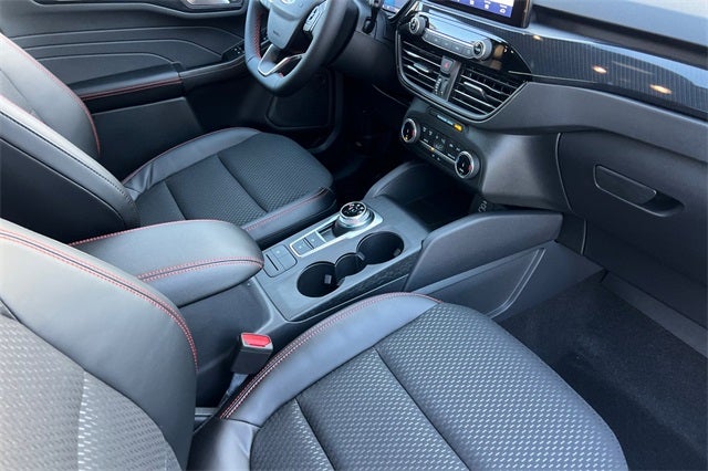 2025 Ford Escape Hybrid ST-Line