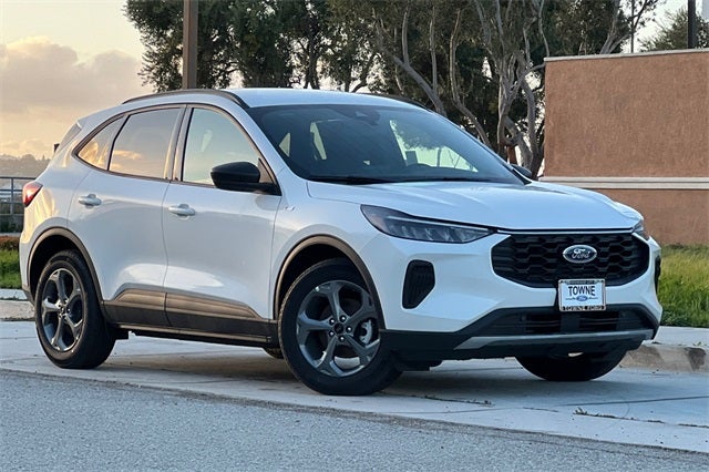 2025 Ford Escape Hybrid ST-Line