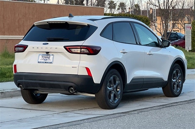 2025 Ford Escape Hybrid ST-Line