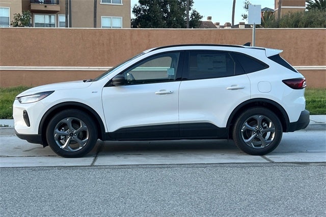 2025 Ford Escape Hybrid ST-Line