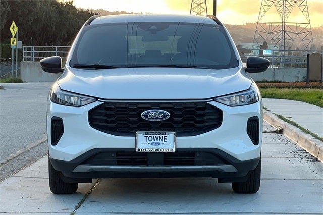 2025 Ford Escape Hybrid ST-Line