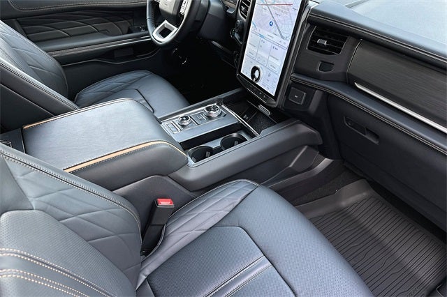 2023 Ford Expedition Max Platinum