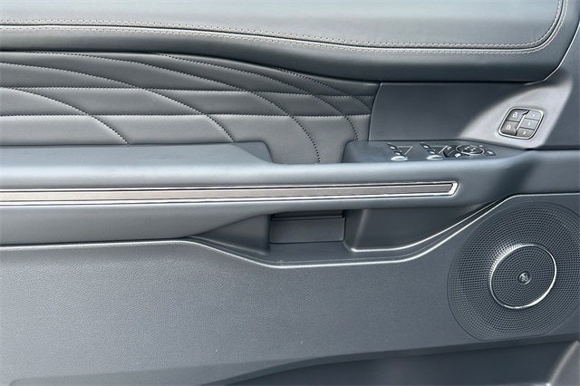 2023 Ford Expedition Max Platinum