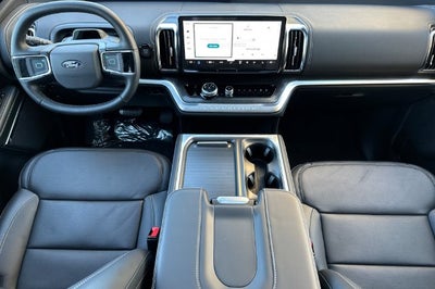 2027 Ford Expedition Platinum