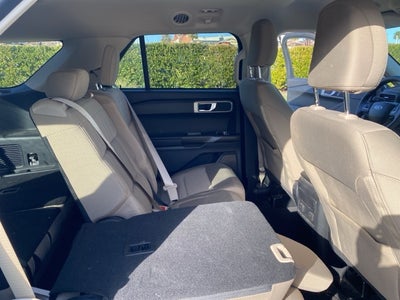 2022 Ford Explorer Base