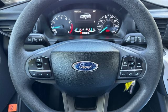 2022 Ford Explorer Base