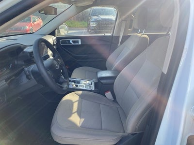 2022 Ford Explorer Base