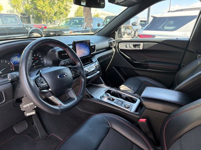 2024 Ford Explorer ST-Line