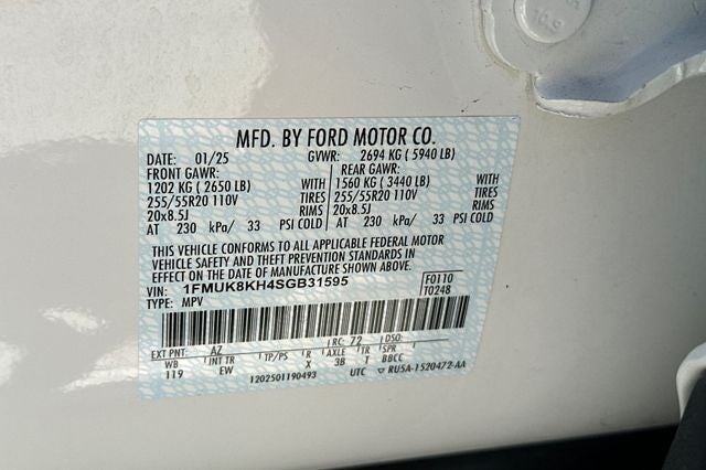 2025 Ford Explorer ST-Line