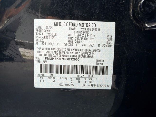 2025 Ford Explorer ST-Line