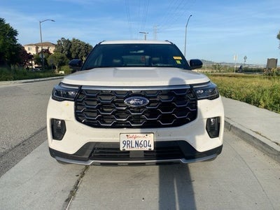 2025 Ford Explorer Platinum