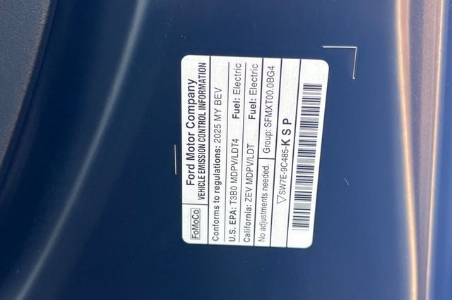 2025 Ford F-150 Lightning Flash