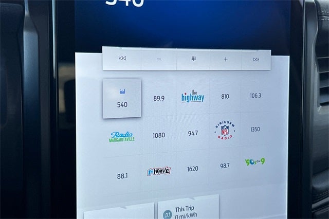 2025 Ford F-150 Lightning Flash