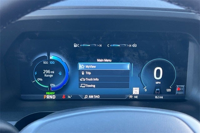 2025 Ford F-150 Lightning Flash