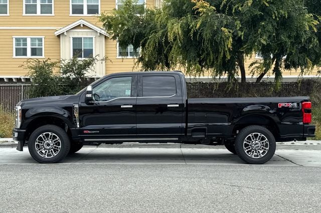 2026 Ford Super Duty F-350 SRW Pickup Platinum