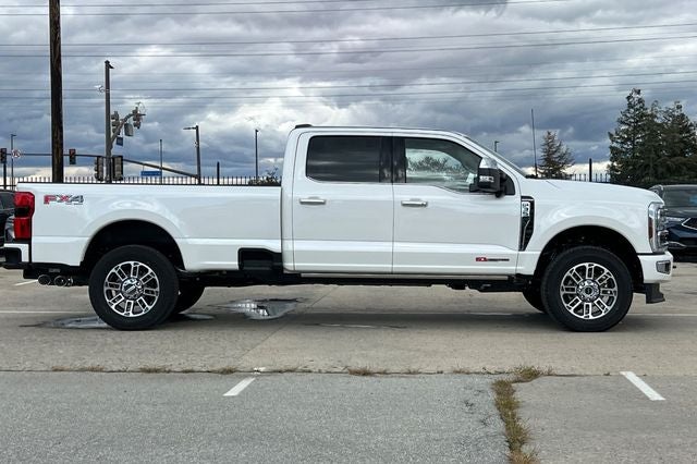 2026 Ford Super Duty F-350 SRW Pickup Platinum