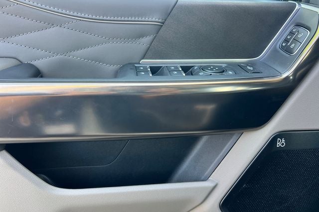 2026 Ford Super Duty F-350 SRW Pickup F-350® Platinum®