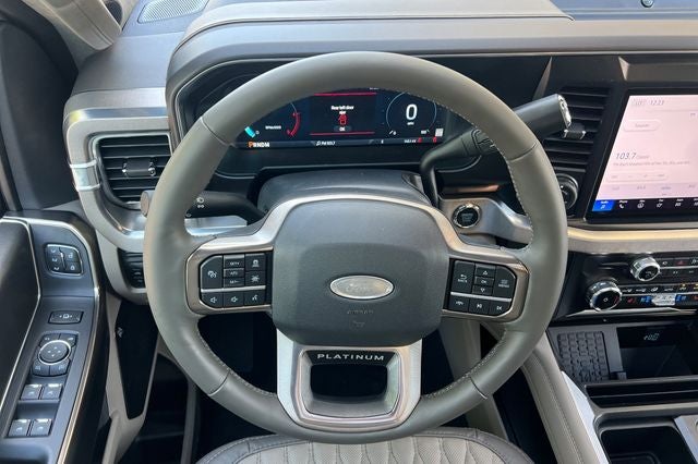 2026 Ford Super Duty F-350 SRW Pickup F-350® Platinum®