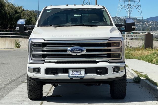 2026 Ford Super Duty F-350 SRW Pickup F-350® Platinum®