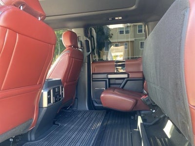 2022 Ford Super Duty F-350 SRW Pickup Platinum