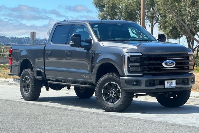 2026 Ford Super Duty F-350 SRW Pickup Platinum
