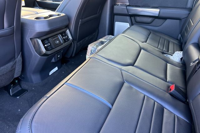 2026 Ford Super Duty F-350 SRW Pickup Platinum