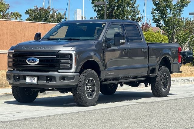 2026 Ford Super Duty F-350 SRW Pickup Platinum