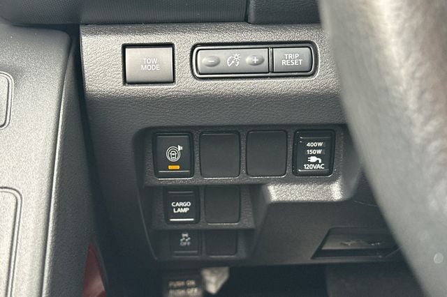 2022 Nissan Frontier PRO-X