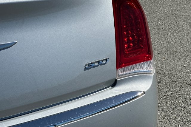 2019 Chrysler 300 Touring