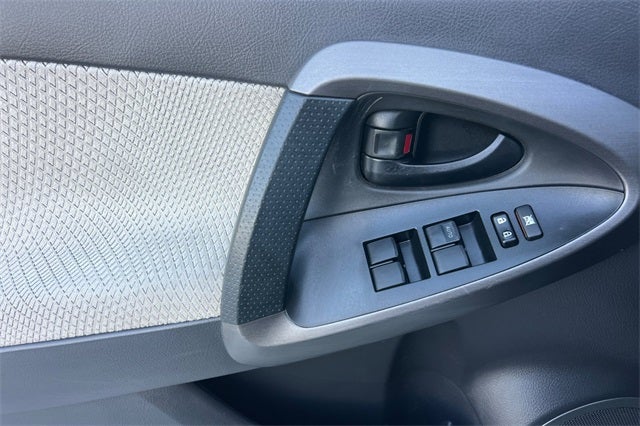 2014 Toyota RAV4 EV Base