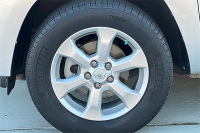 2014 Toyota RAV4 EV Base