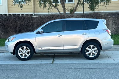 2014 Toyota RAV4 EV Base