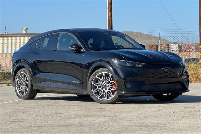2025 Ford Mustang Mach-E GT