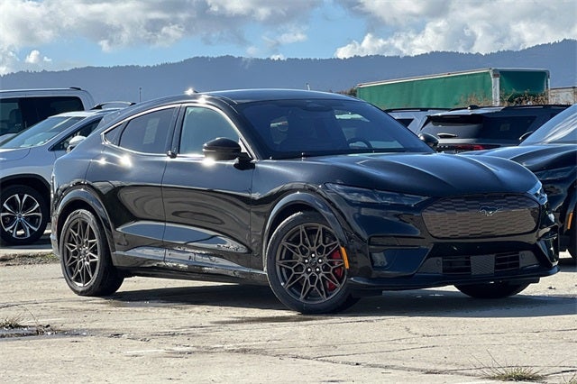 2025 Ford Mustang Mach-E GT