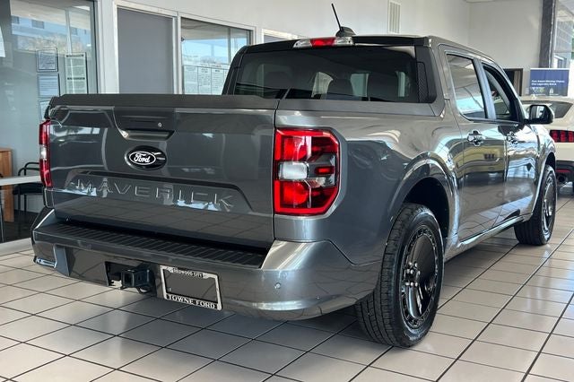 2025 Ford Maverick Lobo Standard