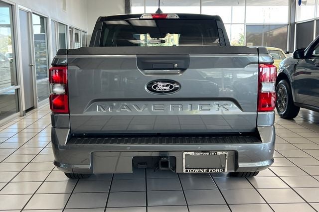 2025 Ford Maverick Lobo Standard