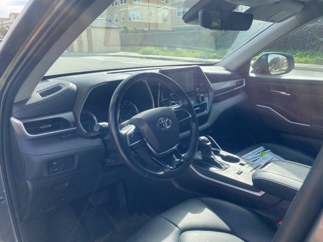 2021 Toyota Highlander Hybrid XLE