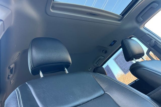2016 Toyota Sienna SE 8 Passenger