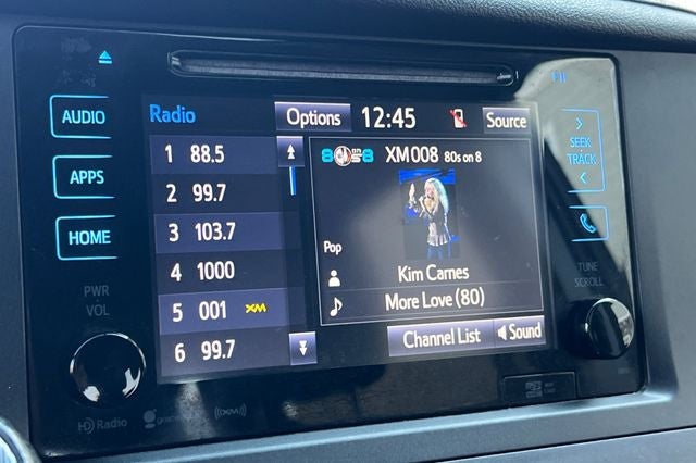 2016 Toyota Sienna SE 8 Passenger